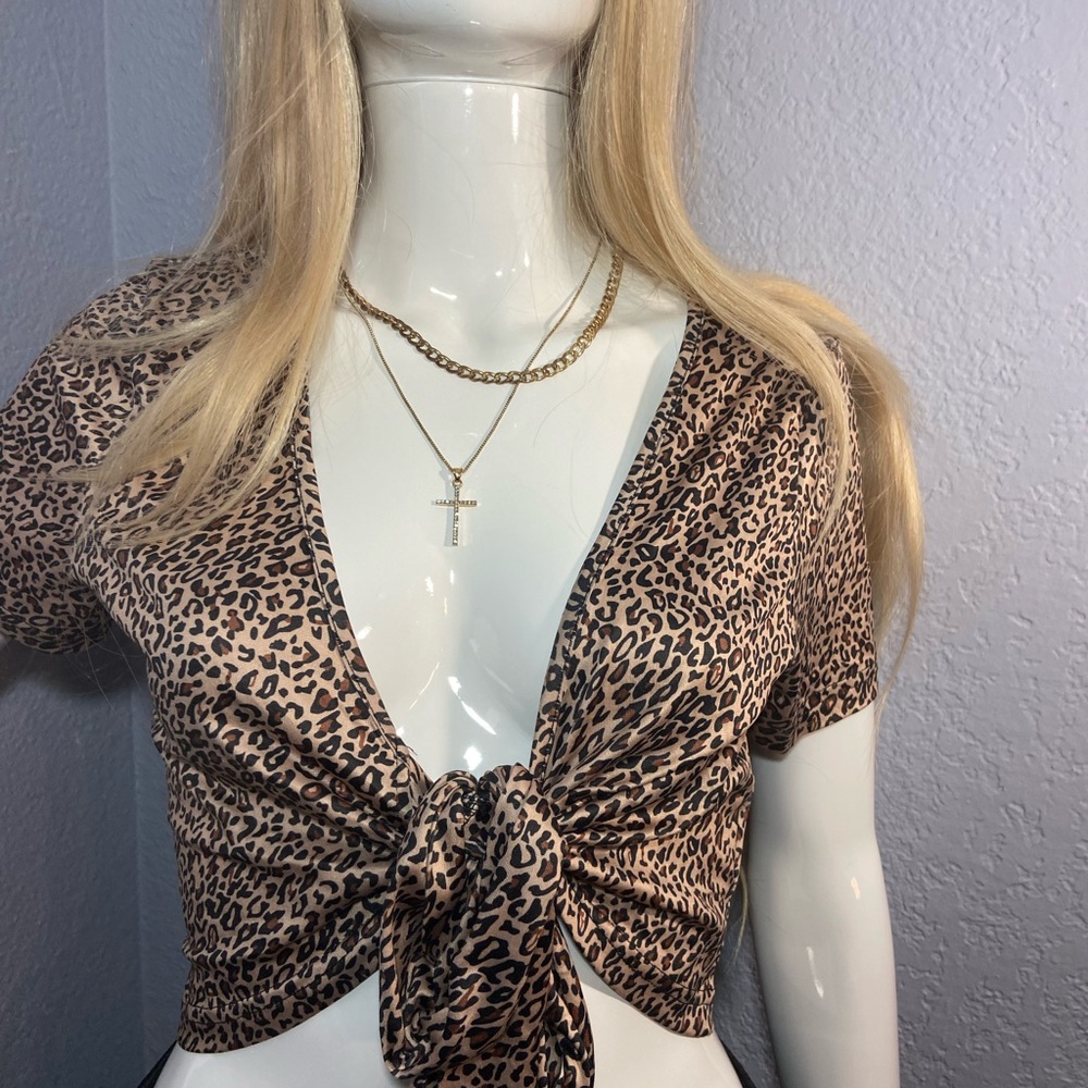 Leopard print satin women’s top by SHEIN - Picture 3 of 7